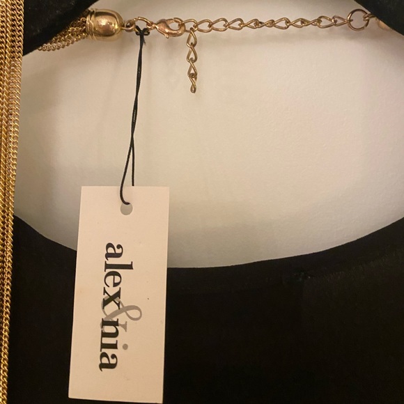 Alex & Nia Necklace - Picture 6 of 8